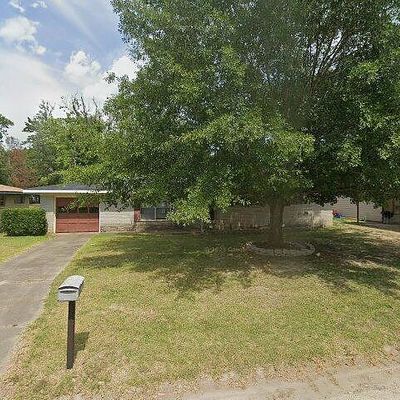 265 Triangle Dr, Vidor, TX 77662