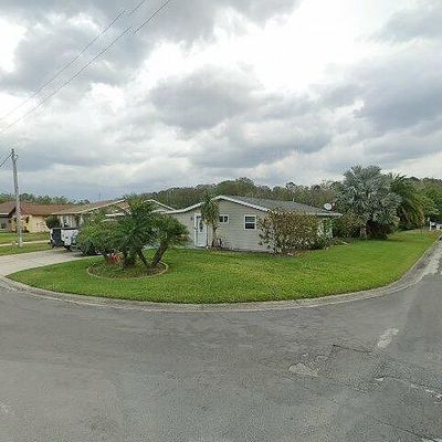 26608 Bermuda Dr, Tavares, FL 32778