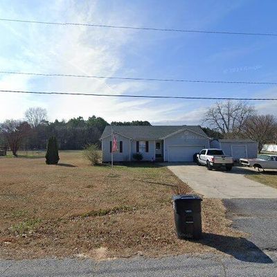 267 Clardy Rd, Pelzer, SC 29669