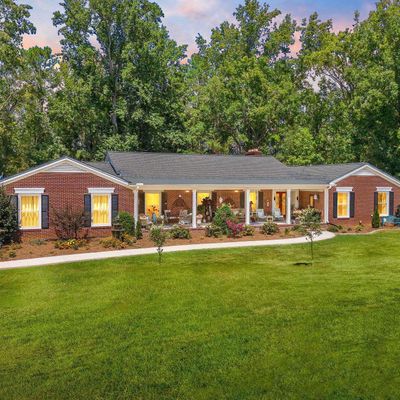 27 Forest Ln, Ware Shoals, SC 29692