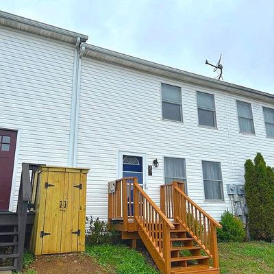 27 Privet Dr, Etters, PA 17319