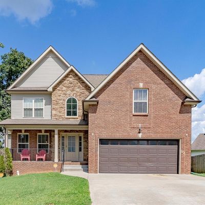 2705 Arthurs Ct, Clarksville, TN 37040