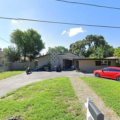 2712 Renatta Dr, Belleair Bluffs, FL 33770