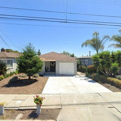 2720 Truman Ave, Oakland, CA 94605