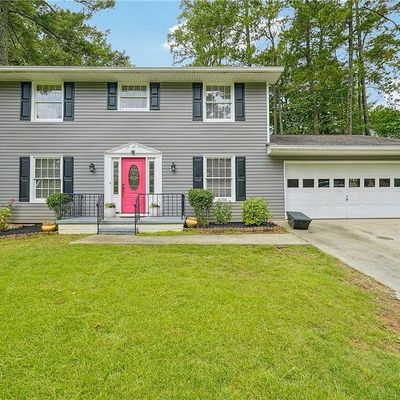 2722 Ashworth Cir, Snellville, GA 30078