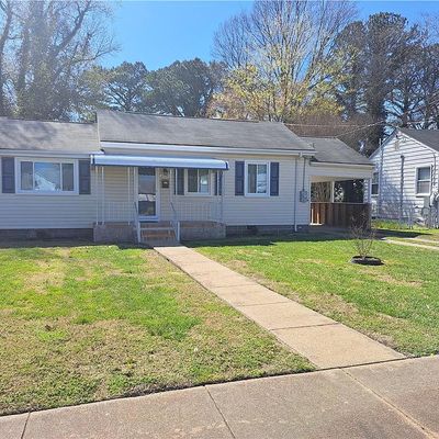 2724 Bagley St, Portsmouth, VA 23704