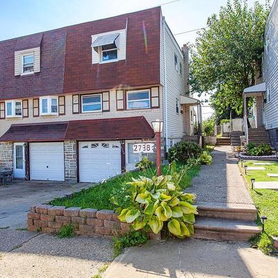 2738 Maxwell St, Philadelphia, PA 19136