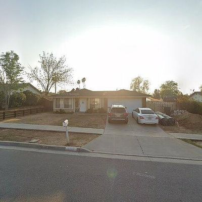 2762 Moorgate Pl, Riverside, CA 92506