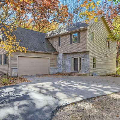 277 Brandon Dr, Hudson, WI 54016