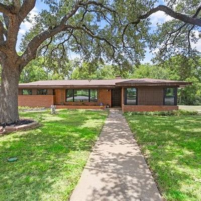 2773 Glen Garden Avenue, Fort Worth, TX 76119