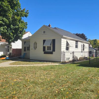 2436 S 61 St St, Milwaukee, WI 53219