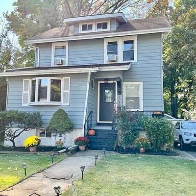 244 Walnut Ave, Bogota, NJ 07603