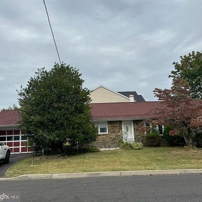 2443 Lamott Ave, Willow Grove, PA 19090