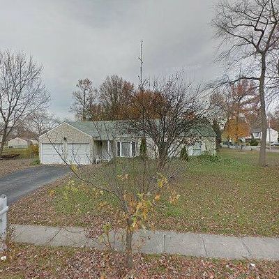 245 Applewood Ln, Penns Grove, NJ 08069