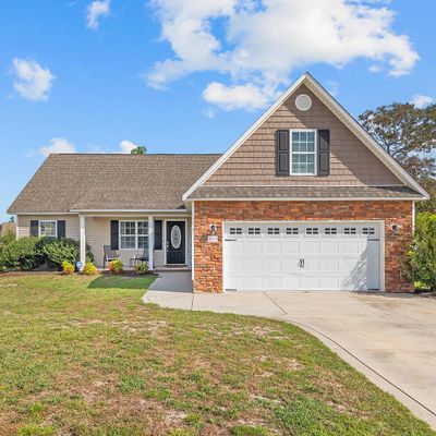 245 Rowland Dr, Richlands, NC 28574