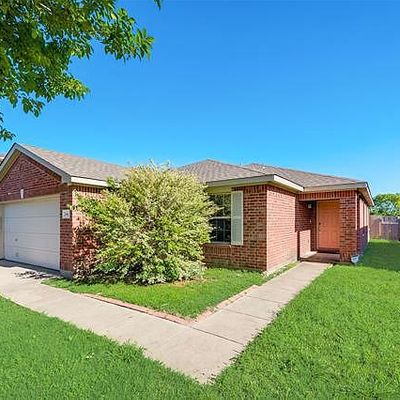 2463 Silverado Trl, Grand Prairie, TX 75052