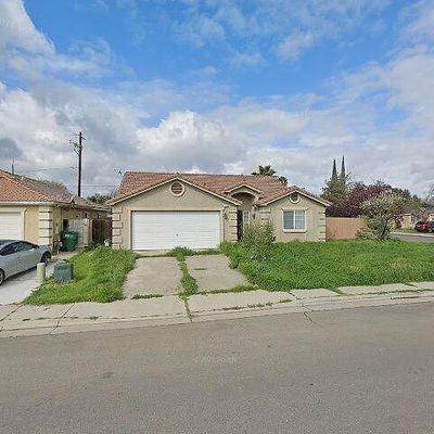 2489 N Shoemaker Ave, Merced, CA 95348