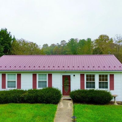 249 Fox Fire Rd, Max Meadows, VA 24360