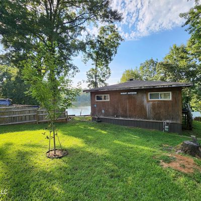 249 Lake Shore Dr, Potts Camp, MS 38659