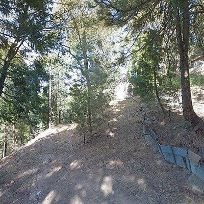 24924 Huston Dr, Crestline, CA 92325