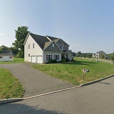 25 Pashley Ln, Middletown, CT 06457