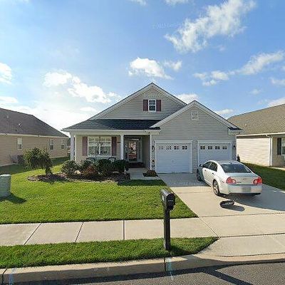 25 W Dehart Ave, Clayton, NJ 08312