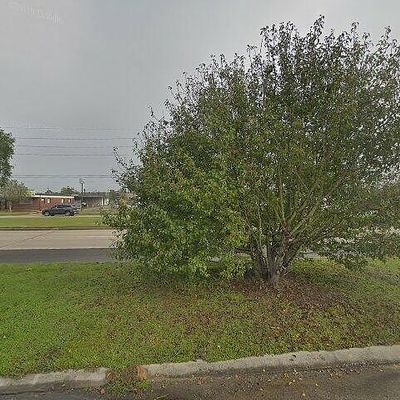 2500 Lawrence St, Meraux, LA 70075