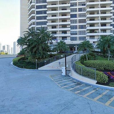 2500 Parkview Dr #315, Hallandale Beach, FL 33009