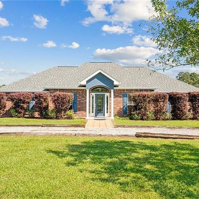 25060 Shubert Ln, Covington, LA 70435