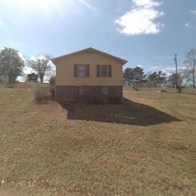 251 Marshall Farm Rd, Mount Airy, NC 27030