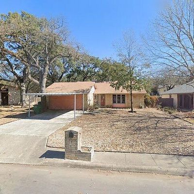 2511 Old Trail St, San Antonio, TX 78247