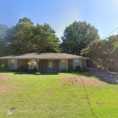 2515 Pemberton Ave, Tupelo, MS 38801