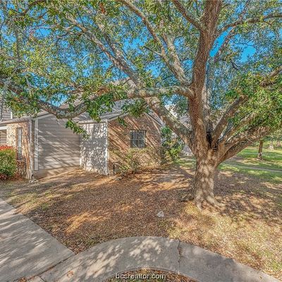 2516 Cross Timbers Dr, College Station, TX 77840