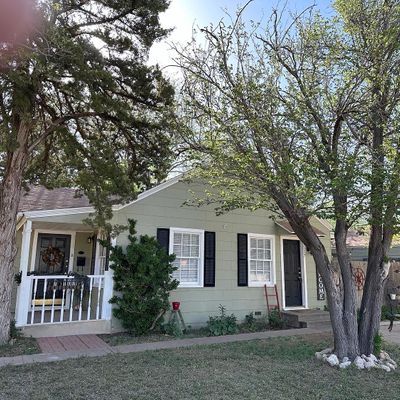 2517 27 Th St, Lubbock, TX 79410