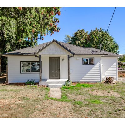 252 6 Th St, Lyons, OR 97358