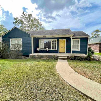 252 Central Caldwood Dr, Beaumont, TX 77707