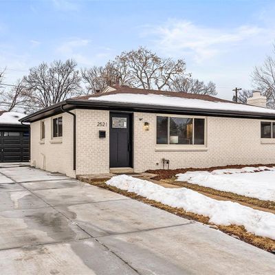 2521 S Raleigh St, Denver, CO 80219