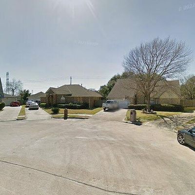 2523 Carriage Ln, Stafford, TX 77477