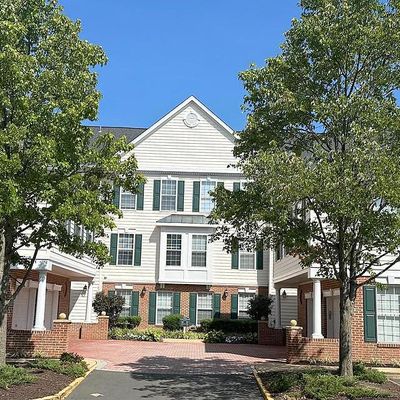 25260 Lake Shore Square, Chantilly, VA 20152