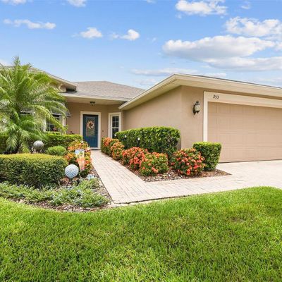 253 Falling Water Dr, Kissimmee, FL 34759