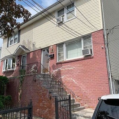 253 Hoover Rd, Yonkers, NY 10710