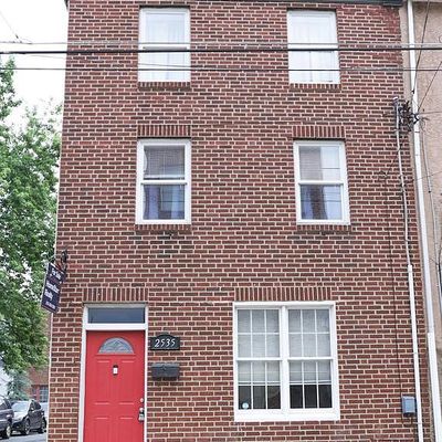 2535 Tilton St, Philadelphia, PA 19125