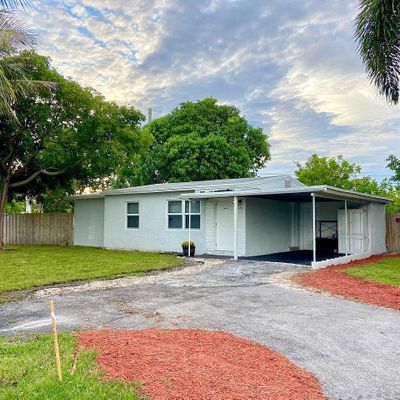 2561 Ne 12 Th Ave, Pompano Beach, FL 33064