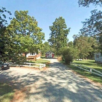 2940 Long Island Rd, Gladys, VA 24554