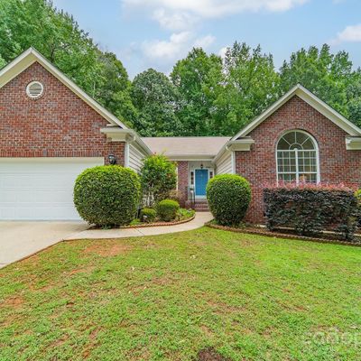 2945 Redfield Dr, Charlotte, NC 28270