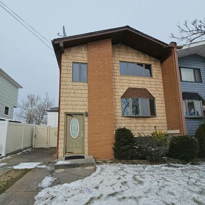 295 Leverett Ave, Staten Island, NY 10308