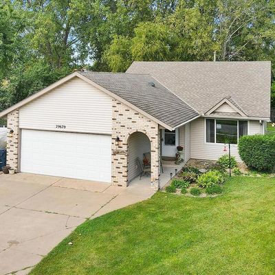 29670 Broadway St, Lindstrom, MN 55045