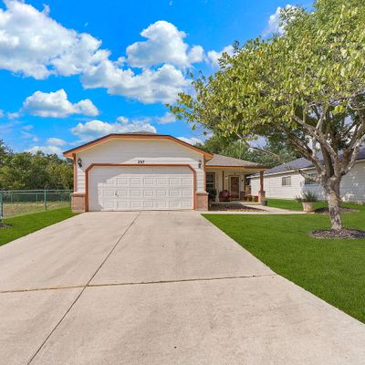 297 Katie Ct, Boerne, TX 78006