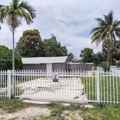 2971 Nw 132 Nd Ter, Opa Locka, FL 33054