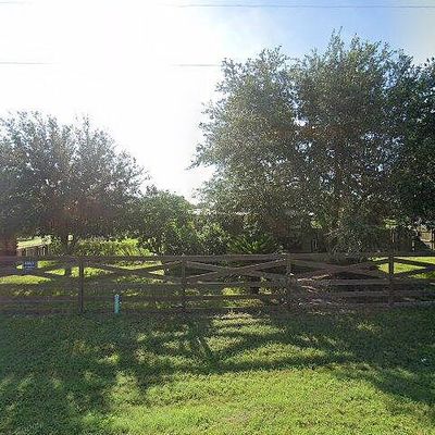 29814 Couch Ave, Hargill, TX 78549